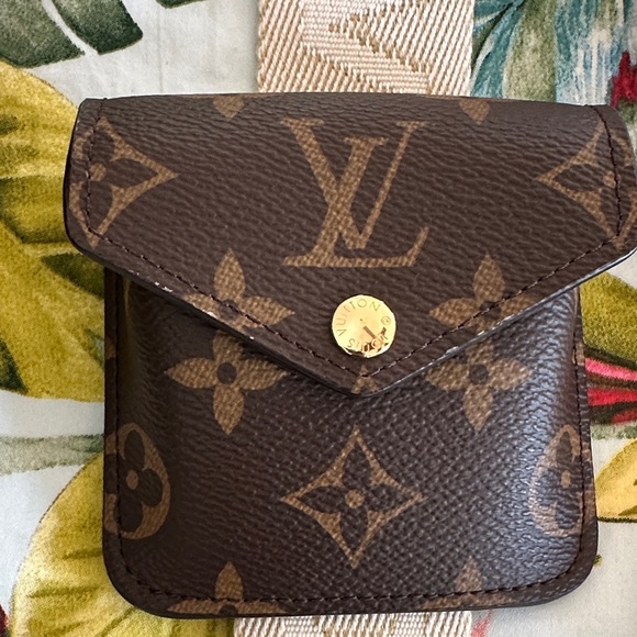Louis Vuitton Brown Monogram Canvas Multi-Pocket Crossbody with Beige Strap - Picture 9 of 9